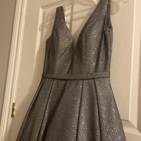 Prom dress: sparkly dark gray - Picture 3 of 11